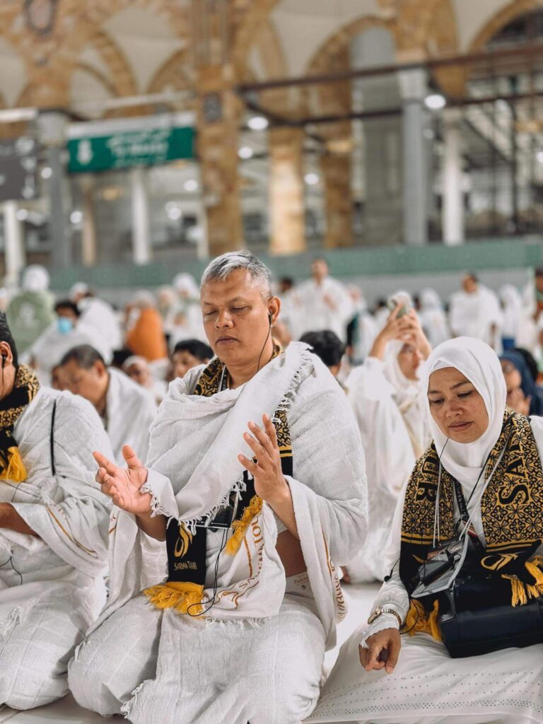 Travel Haji Khusus Karawang, Travel haji Khusus, Travel haji, Travel haji terbaik